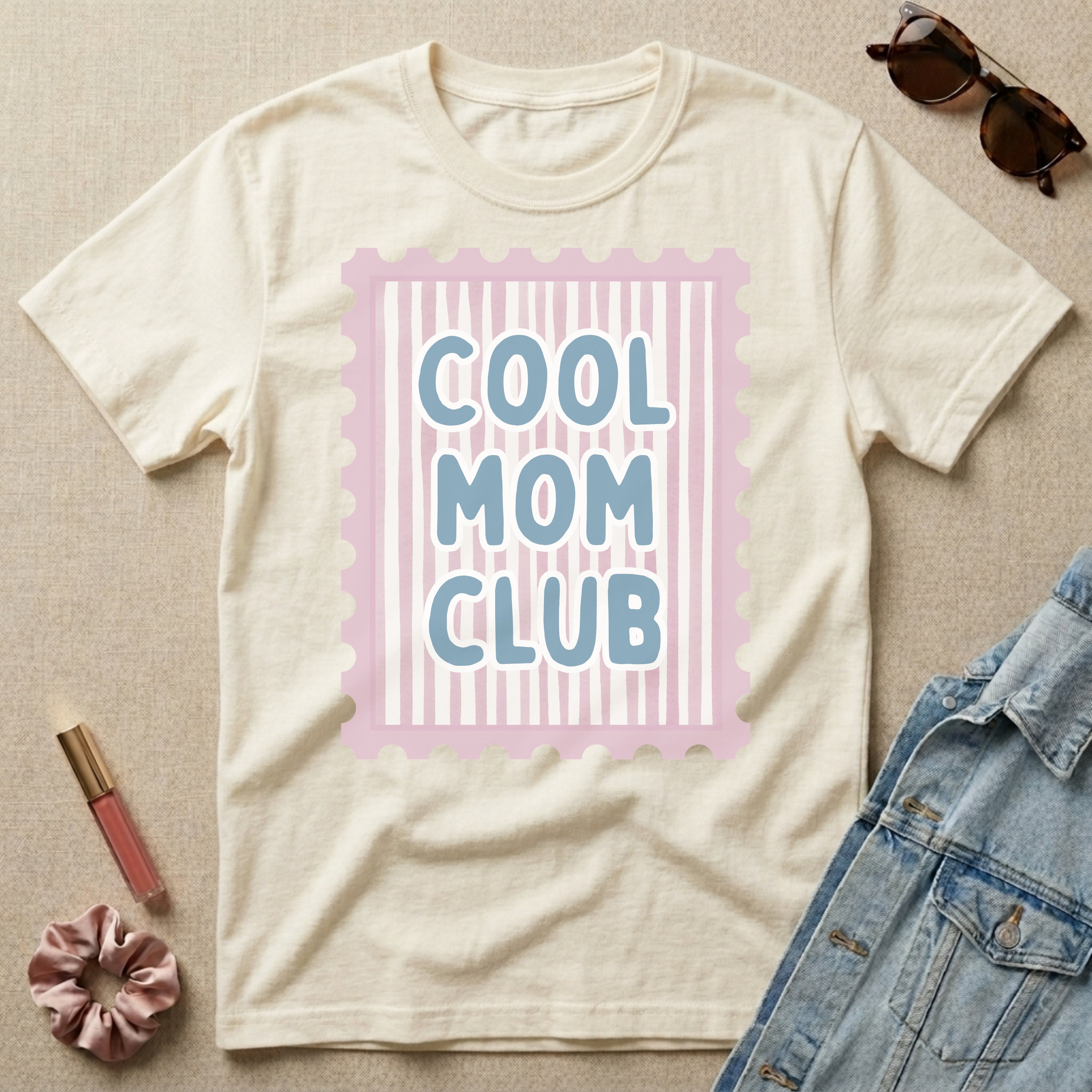 cool mom club stamp t-shirt