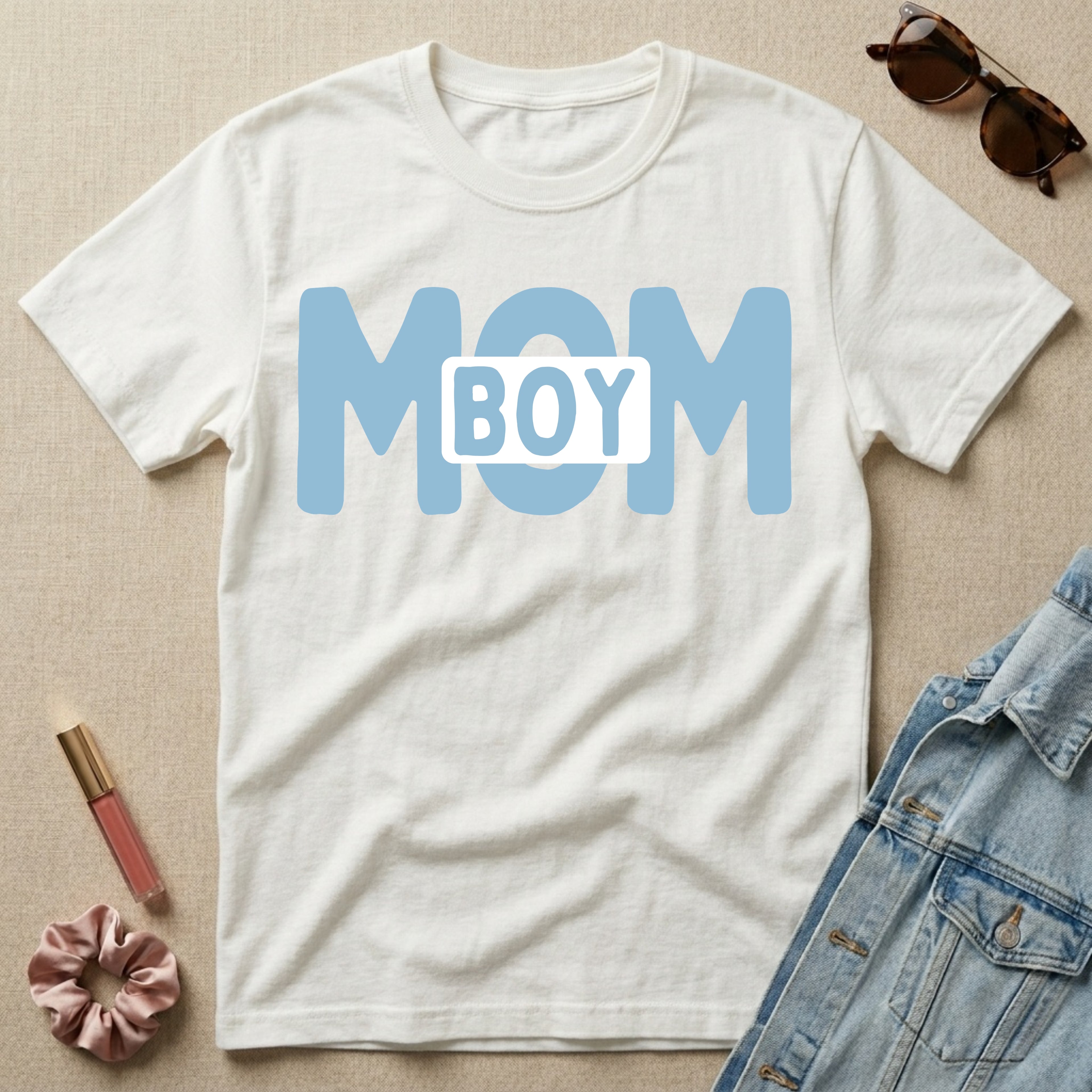 boy mom badge t-shirt
